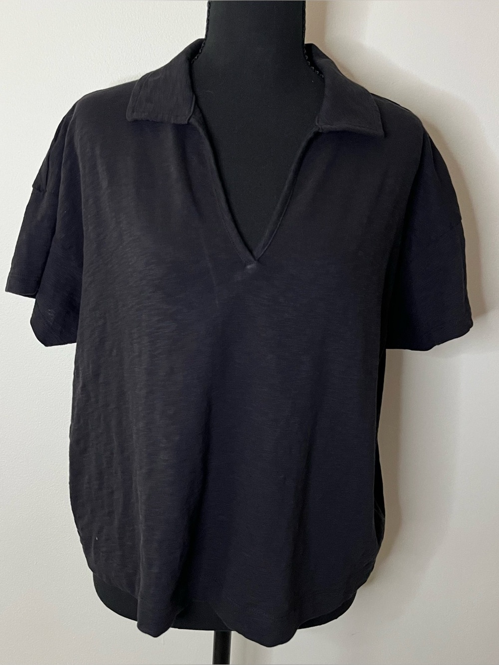 Wilt Peruvian Edit Cotton Black Short-Sleeve Johnny Collar Minimalist Polo XL